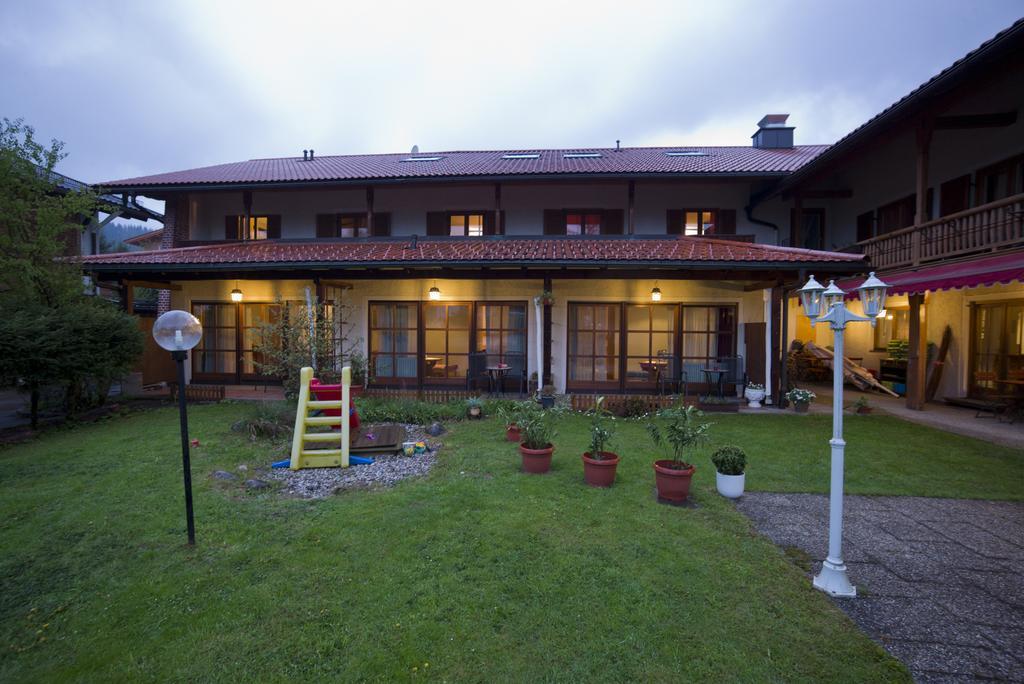 Hotel-Restaurant Zum Hirschhaus Inklusiv Chiemgaukarte Руполдинг Екстериор снимка