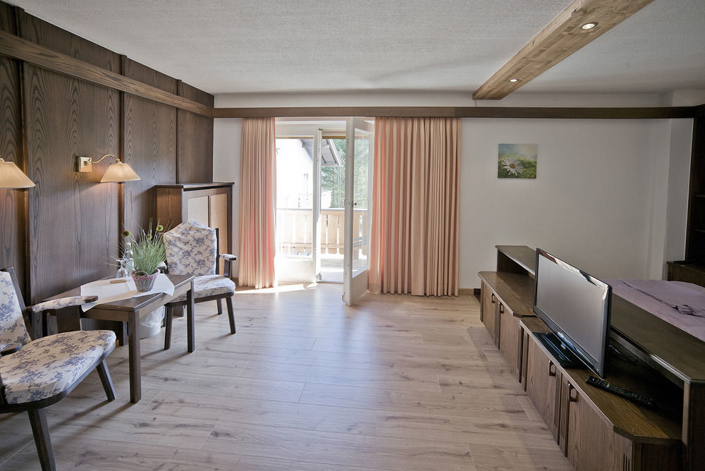 Hotel-Restaurant Zum Hirschhaus Inklusiv Chiemgaukarte Руполдинг Екстериор снимка